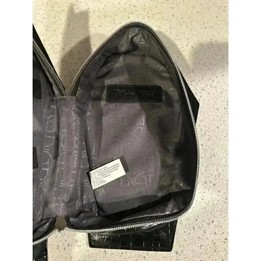 Danielle Nicole Disney Dr‎ Facilier Large Cosmetic Case b13